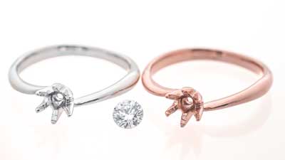 婚約指輪素材のカラー選び
