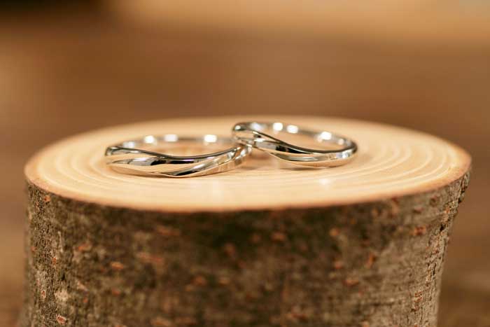 マリッジリングの手作り風景