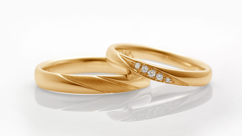 18金の結婚指輪「ローレル」